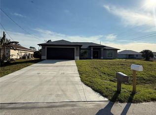 3819 20th St SW, Lehigh Acres, FL 33976