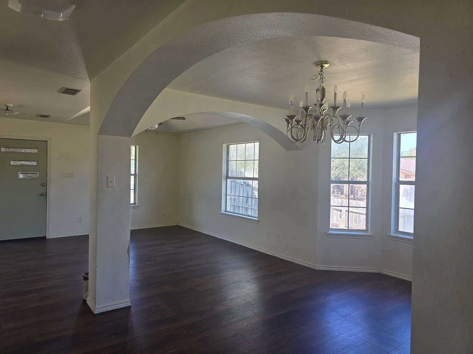 2511 Severita Ln — Photo 4