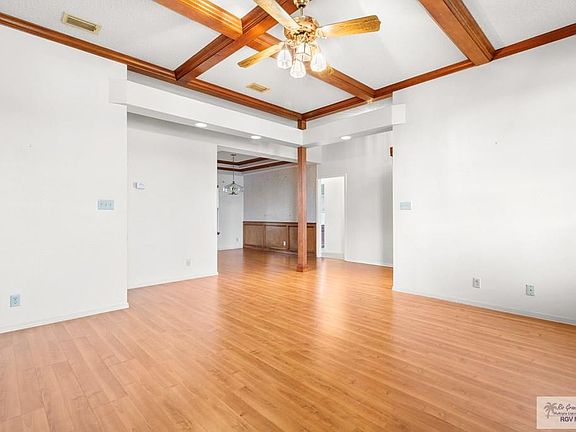 4th image of 2300 Lois Ln