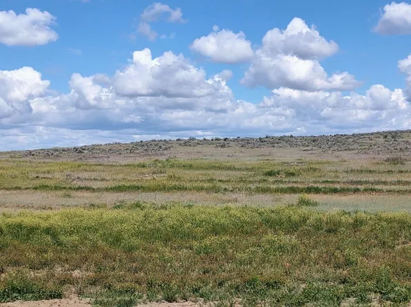85 Log Creek Rd, Miles City, MT 59301