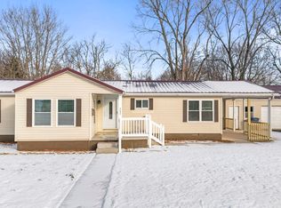 242 Blunt Ave, Austin, IN 47102