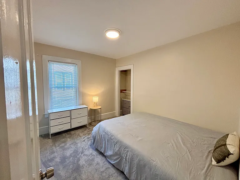 130 Woodlawn Ave #1 — Photo 11