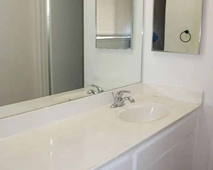 2152 Bluejay Cir — Photo 9