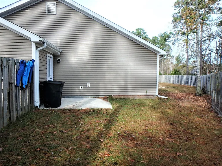 422 Ridgeway Dr — Photo 11