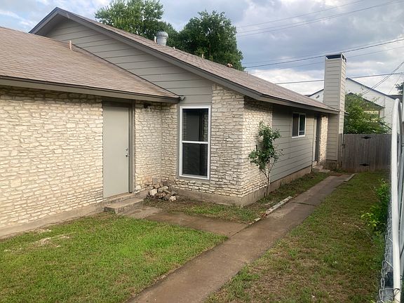 2nd image of 1003 Fieldwood Dr #B
