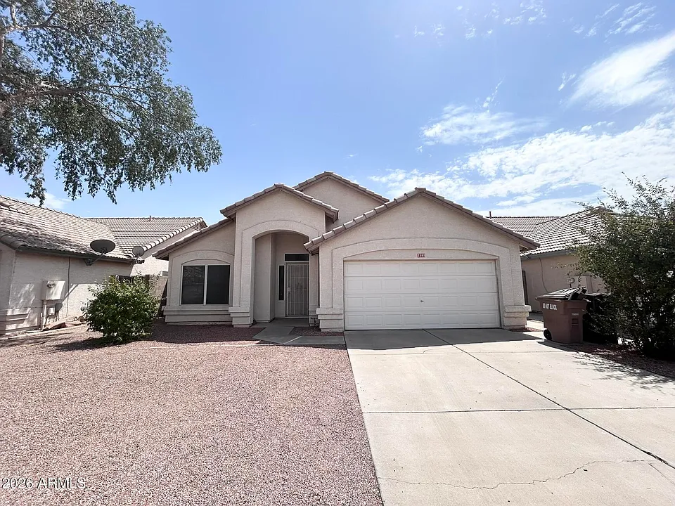 7561 W Cameron Dr
