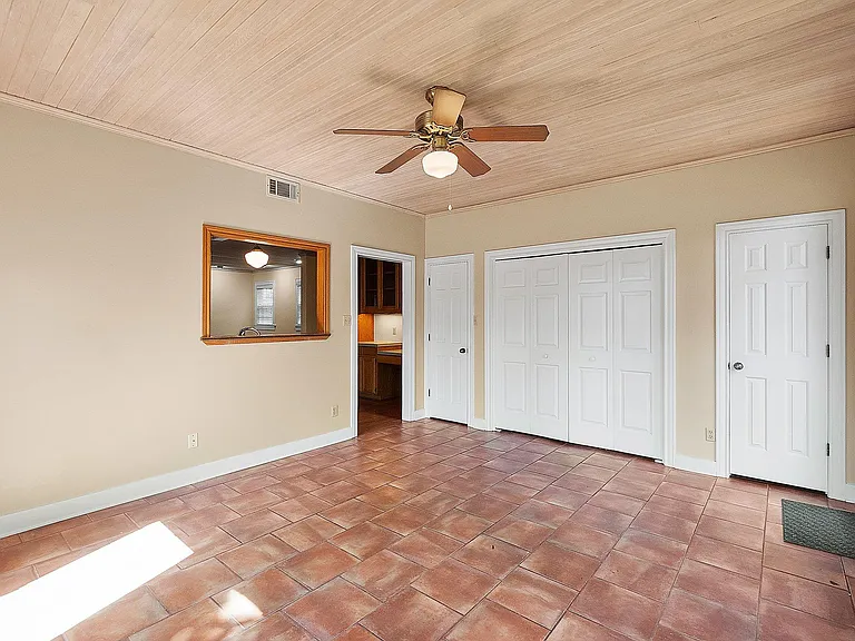 1700 Virginia Ave — Photo 13