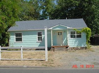 262 SW Rogue River Ave, Grants Pass, OR 97526