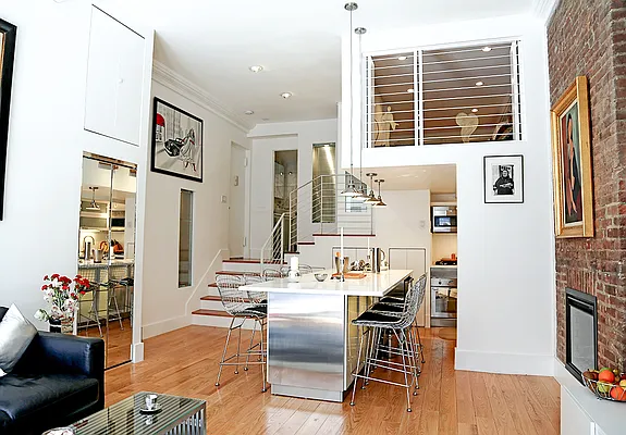 Rented by City Connections Realty | media 14