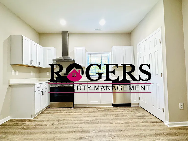 216 Forest Ave — Photo 4