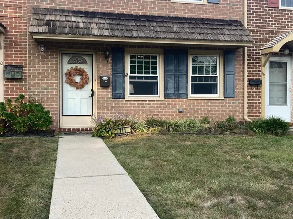 111 Stonegate Vlg, Quakertown, PA 18951