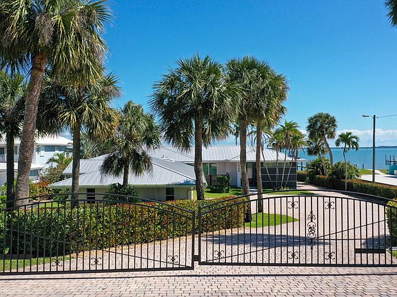 2nd image of 1508 S Indian River Drive