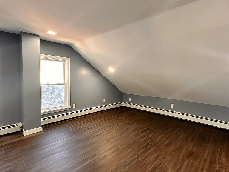 27 Mulberry St #3 — Photo 1