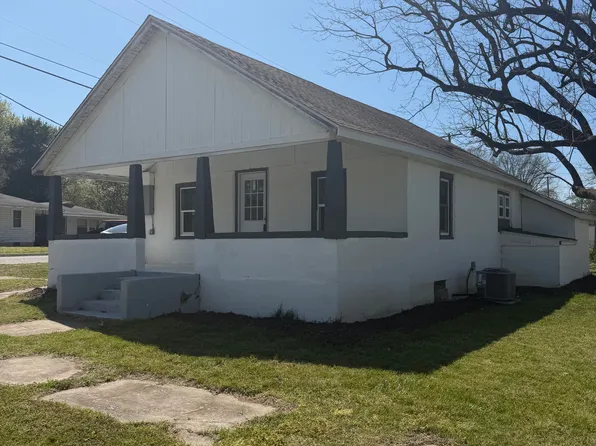 733 S Griffith Avenue, Aurora, MO 65605