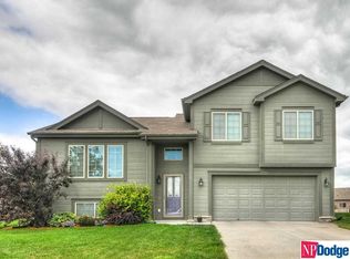 4412 Brook St, Bellevue, NE 68123