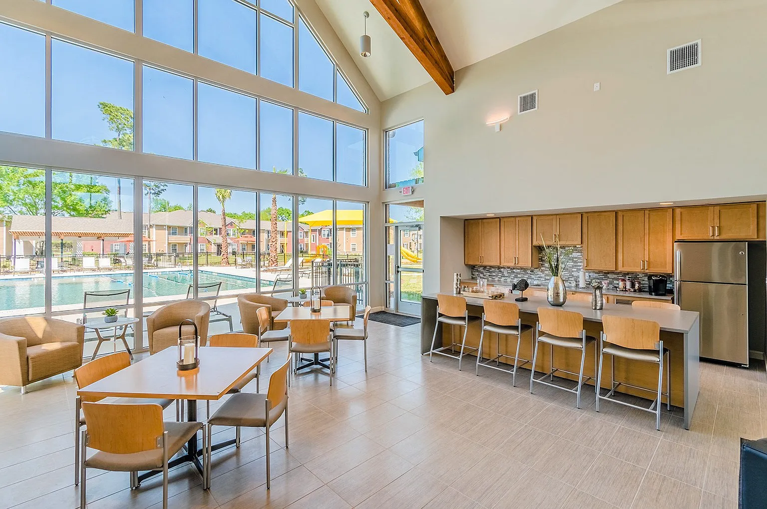 Lakecrest Village — Photo 4