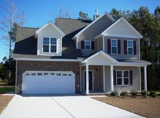 301 Squire Ct, Maple Hill, NC 28454