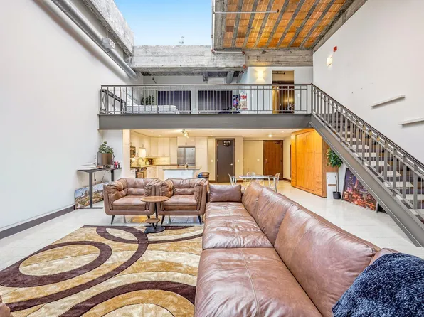 214 4th St E Unit 213, Saint Paul, MN 55101