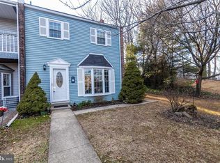 31 Penns Ct, Aston, PA