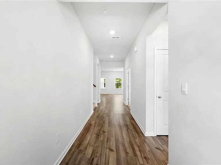 5021 Silver Canoe Way — Photo 4