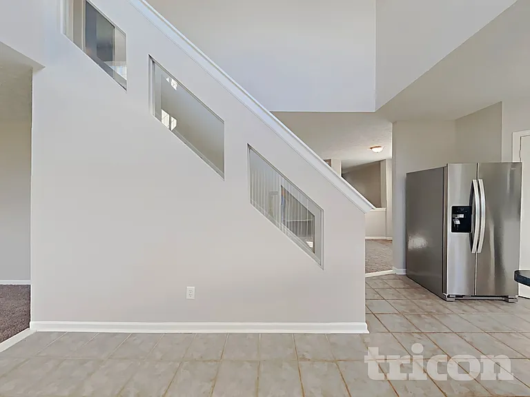 1325 Yellowstone Cir — Photo 6