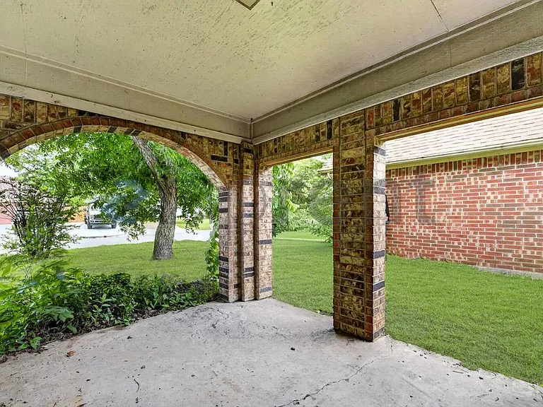 6117 Ivy Glen Dr — Photo 15