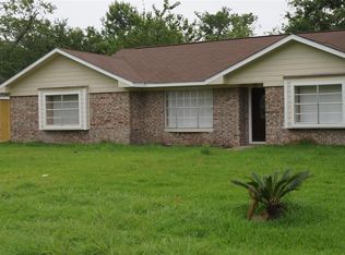 10675 Oak Brook Dr, Houston, TX 77013