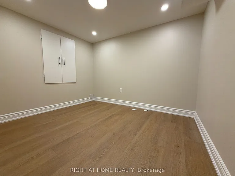 1489 Hawktail Path #BASEMENT — Photo 24