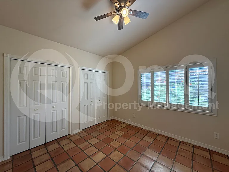 2000 E Campbell Ter — Photo 29