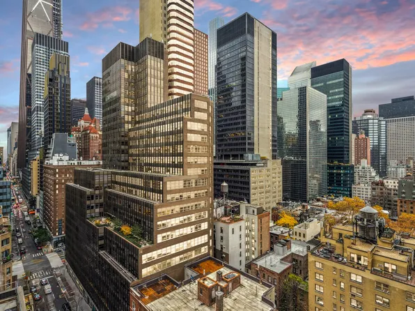 236 East 47th Street image 1 of 14