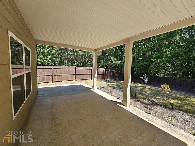 99 Matador Way — Photo 8