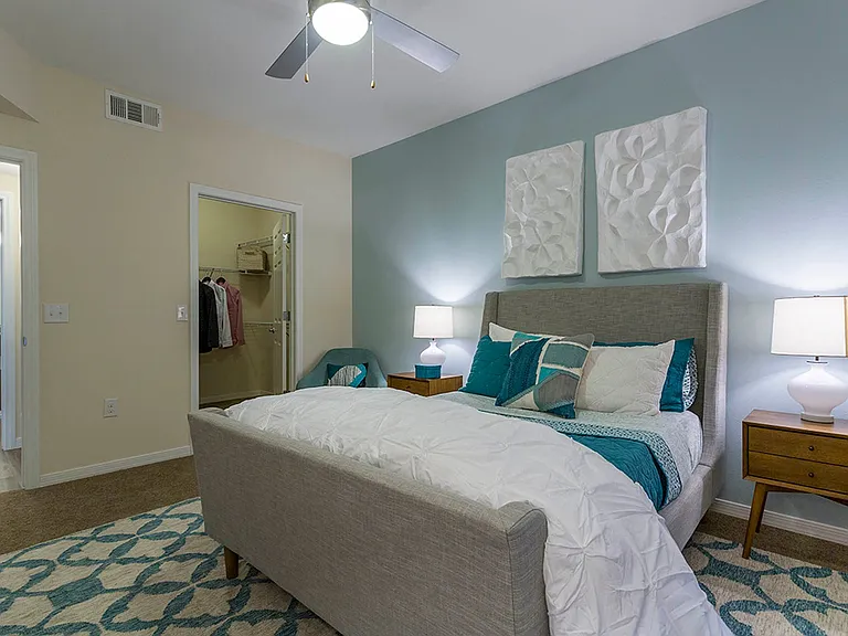 A1 774 SQ FT 1 Bed 1 Bath