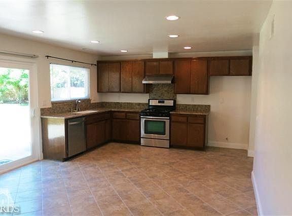 2nd image of 30815 Oakrim Dr