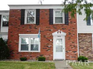 3658 N Sandia Dr, Peoria, IL 61604