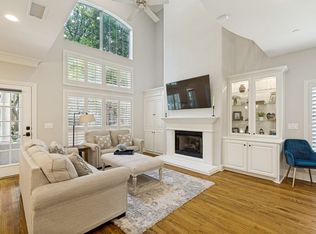4167 Towne Green Cir, Addison, TX 75001