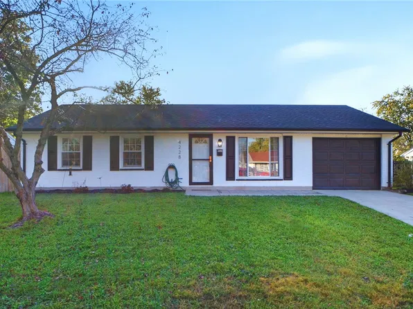 4228 Green Meadows Dr, Enon, OH 45323