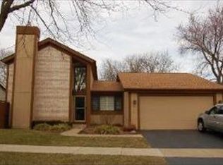550 Bryce Trl, Roselle, IL