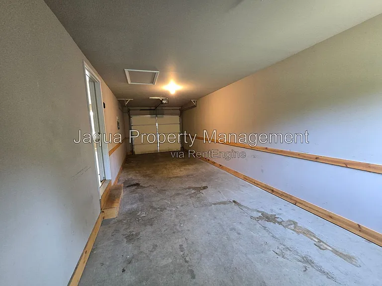 10578 Stadium Dr — Photo 19