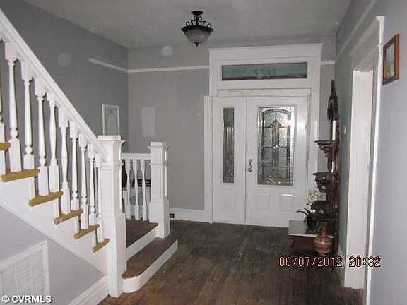 2nd image of 1512 Rogers St