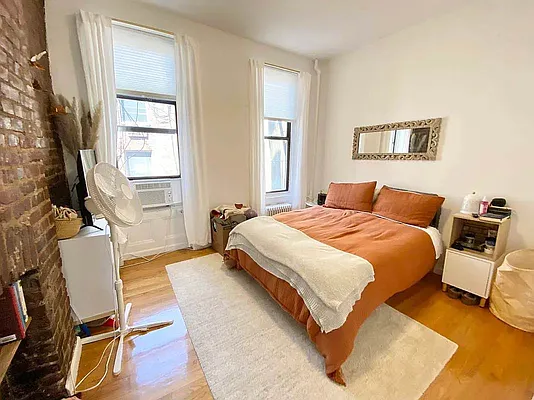 Rented by J PRESTON AND ASSOCIATES INC | media 8