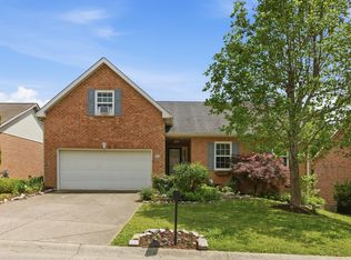 7113 Somerset Farms Dr, Nashville, TN 37221