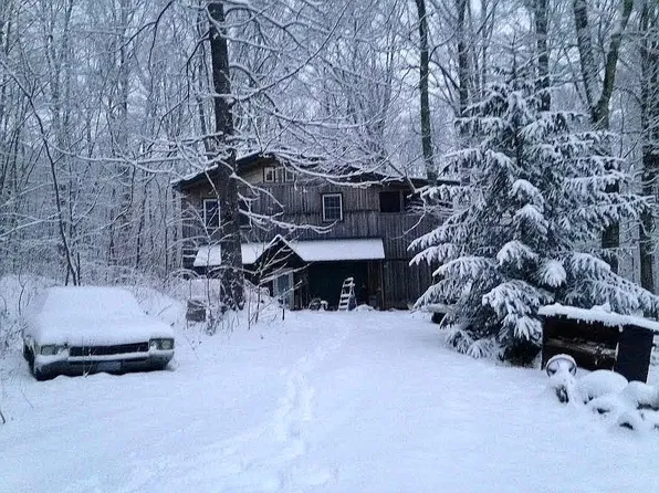 1431 Roarks Cove Rd, Sewanee, TN 37375