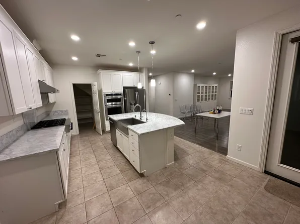 33838 Farmhouse St, Fremont, CA 94555