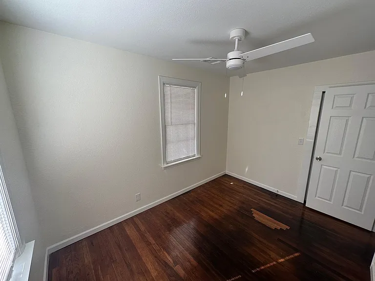 4213 SW 9th Ave — Photo 19