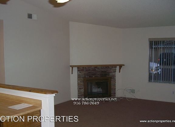 4th image of 1402 Hickory St