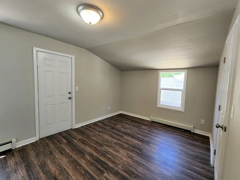 743 E Willamette Ave — Photo 13