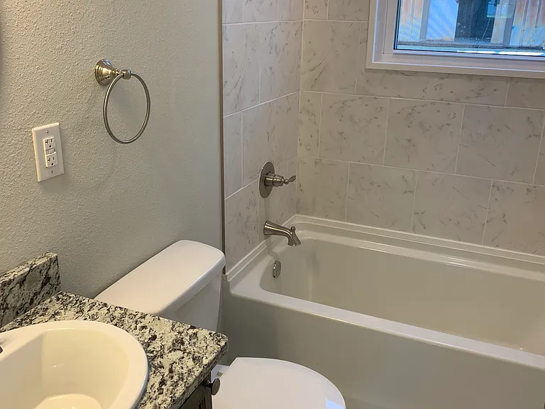 920 Leeper Dr — Photo 15