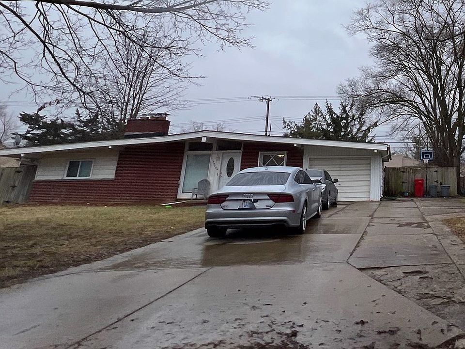 2nd image of 29124 Candlewood Ln