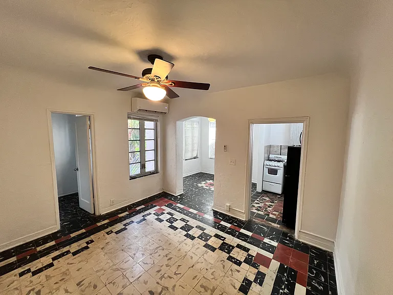 610 Jefferson Ave #6 — Photo 20