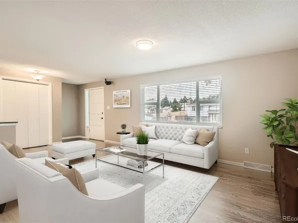 9014 W Harvard Drive, Lakewood, CO 80227